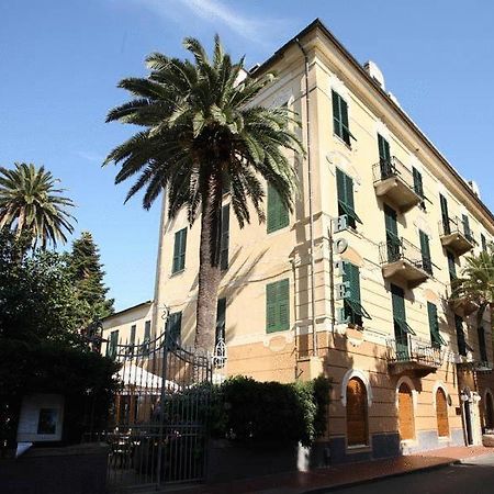 Hotel Nazionale Levanto Exterior photo