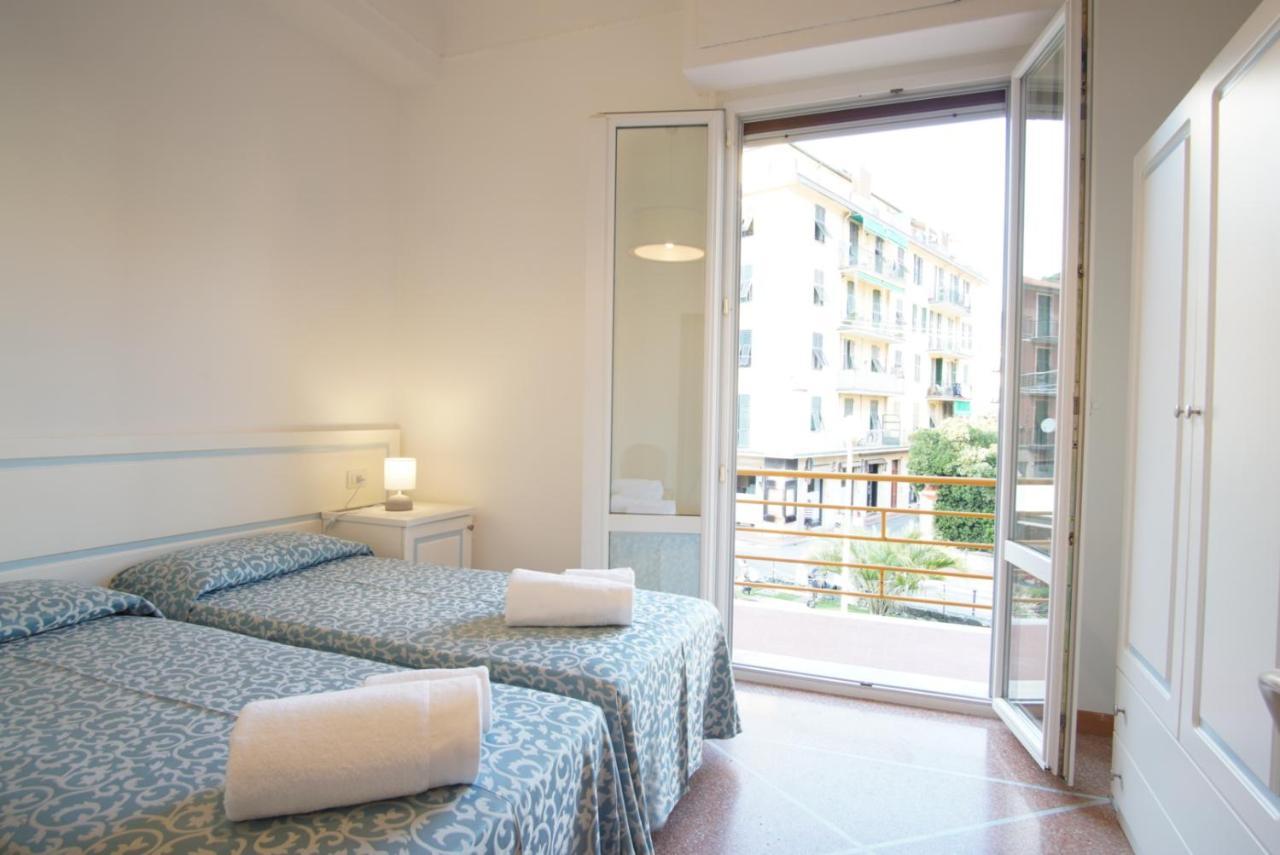 Hotel Nazionale Levanto Exterior photo