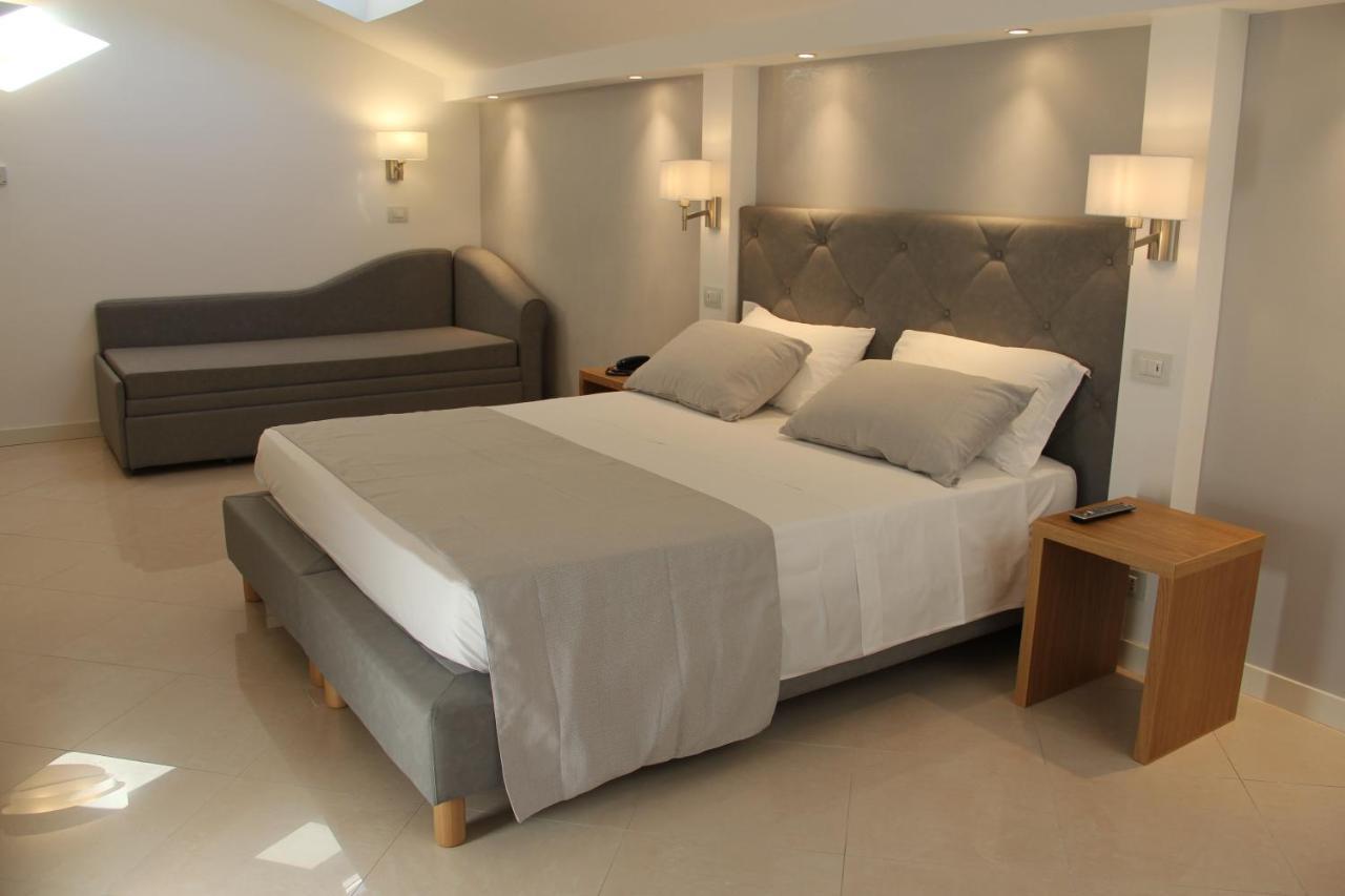 Hotel Nazionale Levanto Exterior photo