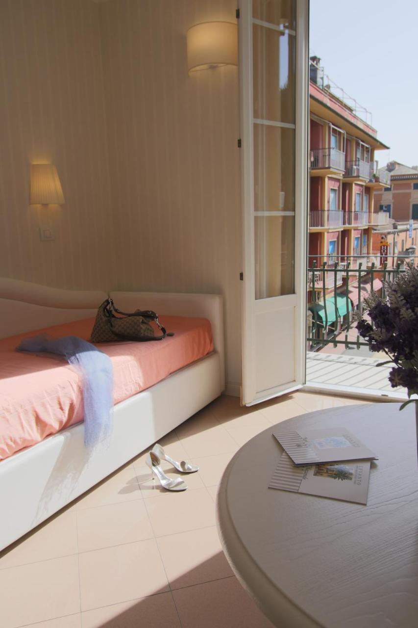 Hotel Nazionale Levanto Exterior photo